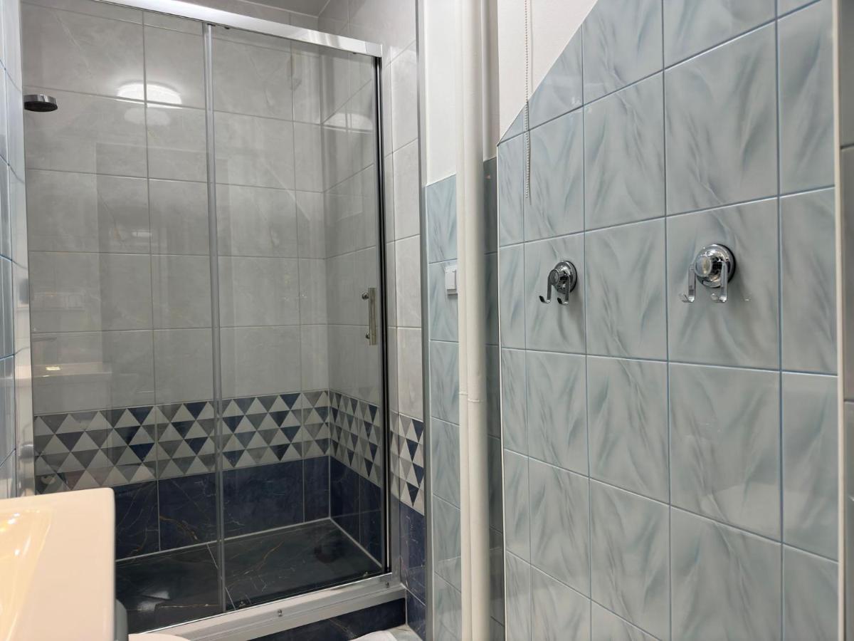 Apartament Bazylianska - 100M Do Metra "Brodno", 20 Minut Do Centrum Warszawy Varsovia Exterior foto