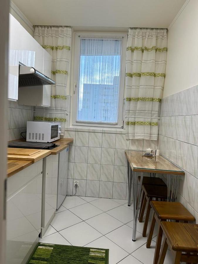 Apartament Bazylianska - 100M Do Metra "Brodno", 20 Minut Do Centrum Warszawy Varsovia Exterior foto